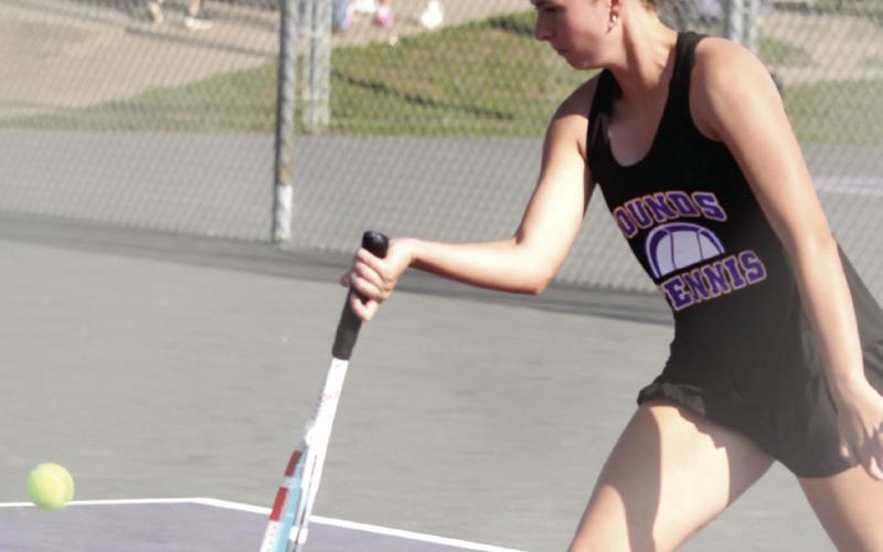 Tennis teams sweep GMC Prep