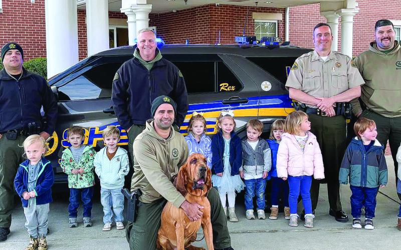 Pre-K students Back the Blue