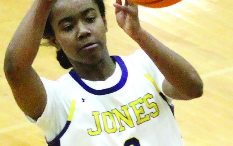 Aubrey Norris has gained all-state recognition for her role in directing the Lady Hounds’ offense. FILE PHOTO