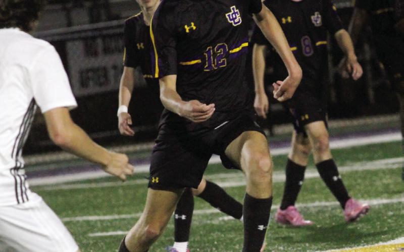 Asa Varnadoe advances the ball upfield against Bleckley County. BRAD HARRISON/Staff