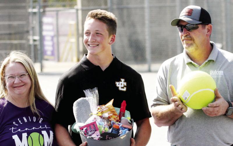 Senior ‘night’ for Tennis