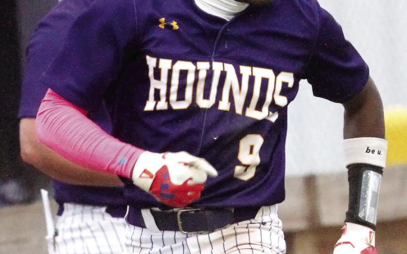 Gavin Simon accelerates home for a first-inning run on Monday against Hampton. BRAD HARRISON/Staff