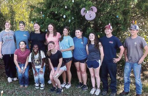 FFA helps clean up Round Oak cemetery