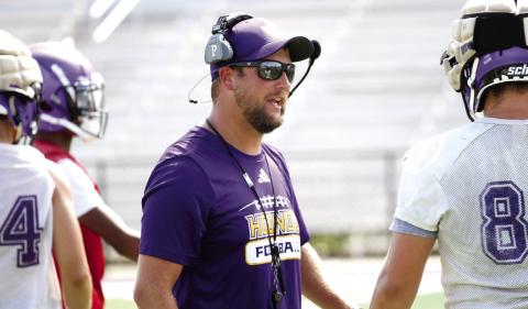 Denson to return as Greyhounds’ tight ends coach, culture coordinator