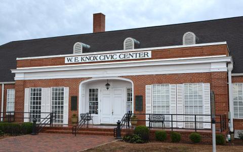 W.E. Knox Civic Center