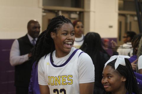 Lady Hounds advance to Elite 8 