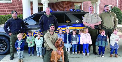 Pre-K students Back the Blue