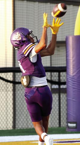 New-look Hounds put away Woodland for 2-0 start