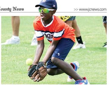 Youth baseball camp returns, welcomes eager players
