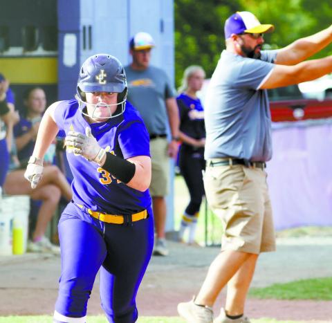 Lady Hounds maintain focus in advance of critical stretch