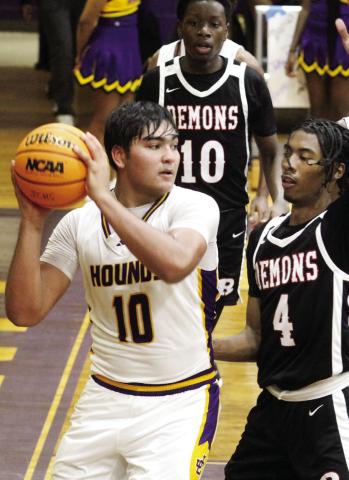 Renewed rivalries, more non-region matchups to await JCHS in new region