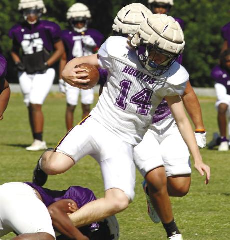 The Greyhounds entered the week with eyes on Friday’s spring scrimmage against Veterans. BRAD HARRISON/Staff