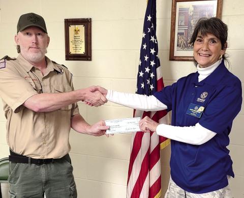 Kiwanis donates golf tournament proceeds to scouts
