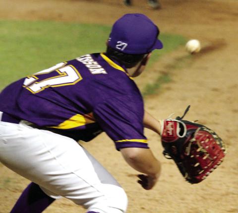 10-12 baseball all stars show grit in district tourney