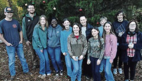 FFA members clean park