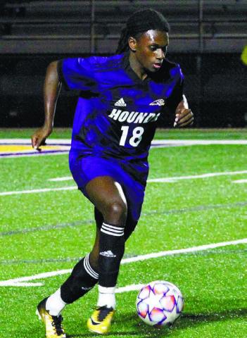 Greyhounds show fight, even in closing seconds