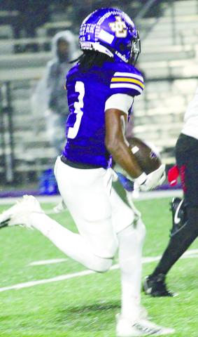 Hounds speed into shot at region title with win over Dutchtown