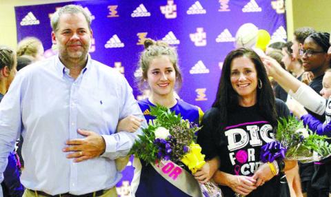 The Volley Hounds will head into the oseason bidding farewell to their _rst class of seniors to have played four seasons. See more Senior Night photos at photos.jcnews.com. BRAD HARRISON/Staff