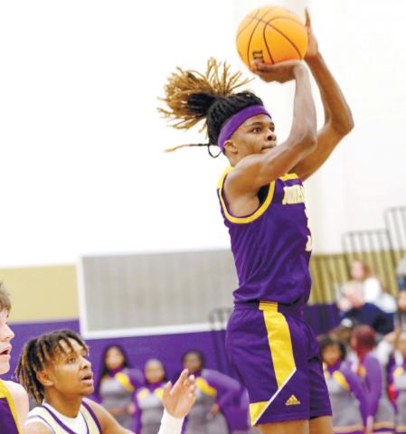 HOUNDS REACH FINAL FOUR