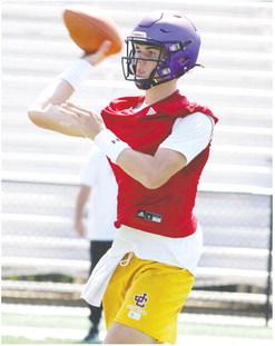 Greyhounds quarterback Judd Anderson and the Greyhounds will scrimmage on Friday at Buford. BRAD HARRISON/Staff