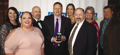 Chamber presents awards at annual banquet