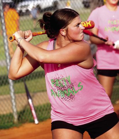 Regular season wraps up in Grayberry Women’s Softball League