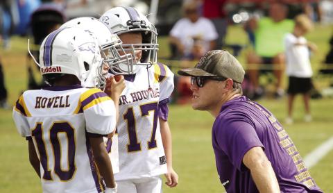Opening weekend kicks off youth football excitement
