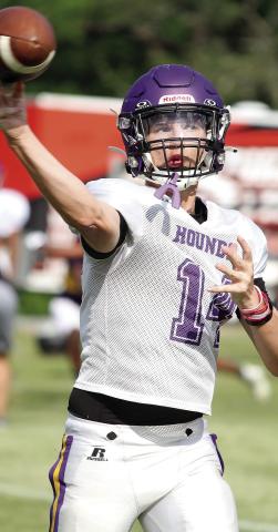 Greyhounds backup quarterback Cason Taylor is also stepping up to aid Jones County’s offense in a tight end / receiving role. BRAD HARRISON/Staff