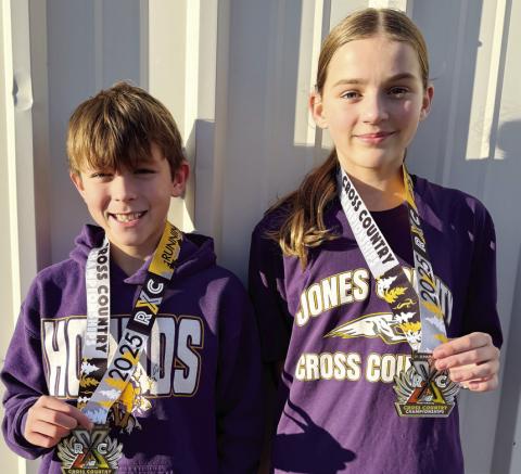 Middle school runners put forth strong showing at Running Lane