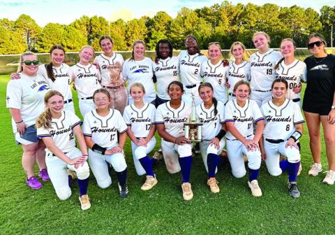 Gray Station Middle School powered its way to a conference runner-up finish last week, advancing to the championship game with an 8-5 road win at Pike County. Tuesday’s win advanced the Lady Hounds to Thursday’s title game, where a five-run inning by Monroe County proved to be the difference in a 5-0 g ame. BRAD HARRISON/Staff