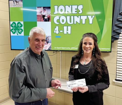 The Kiwanis Club of Jones County recently donated $750 to the 4-H Club of Jones County. President Joe Briley made the donation on behalf of the club to Elizabeth Rossman, 4H Club Director. Ms. Rossman made an interesting presentation on all of the activities of our local 4-H Club. The Jones County Kiwanis club has been continuously supporting the Jones County community and specifically children since 1935. CONTRIBUTED