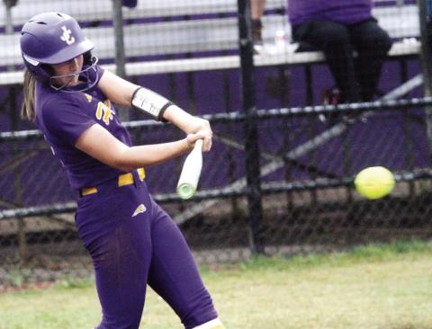 The Lady Hounds kept the bats going late against Woodland, scoring seven runs in the final two innings. BRAD HARRISON/Staff