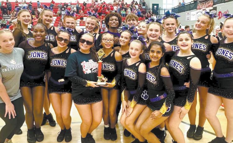 Varsity, middle school Cheer Hounds christen season of competition